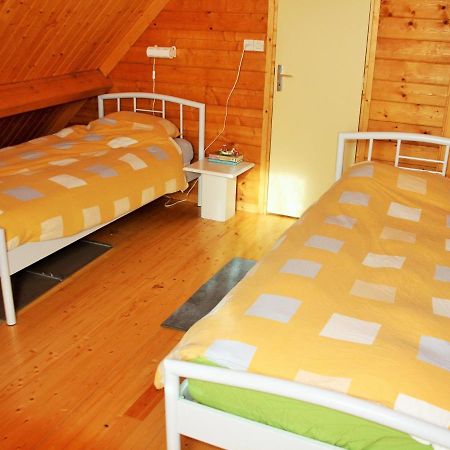 Pretty Chalet In Beaulieu With Private Pool Bagian luar foto