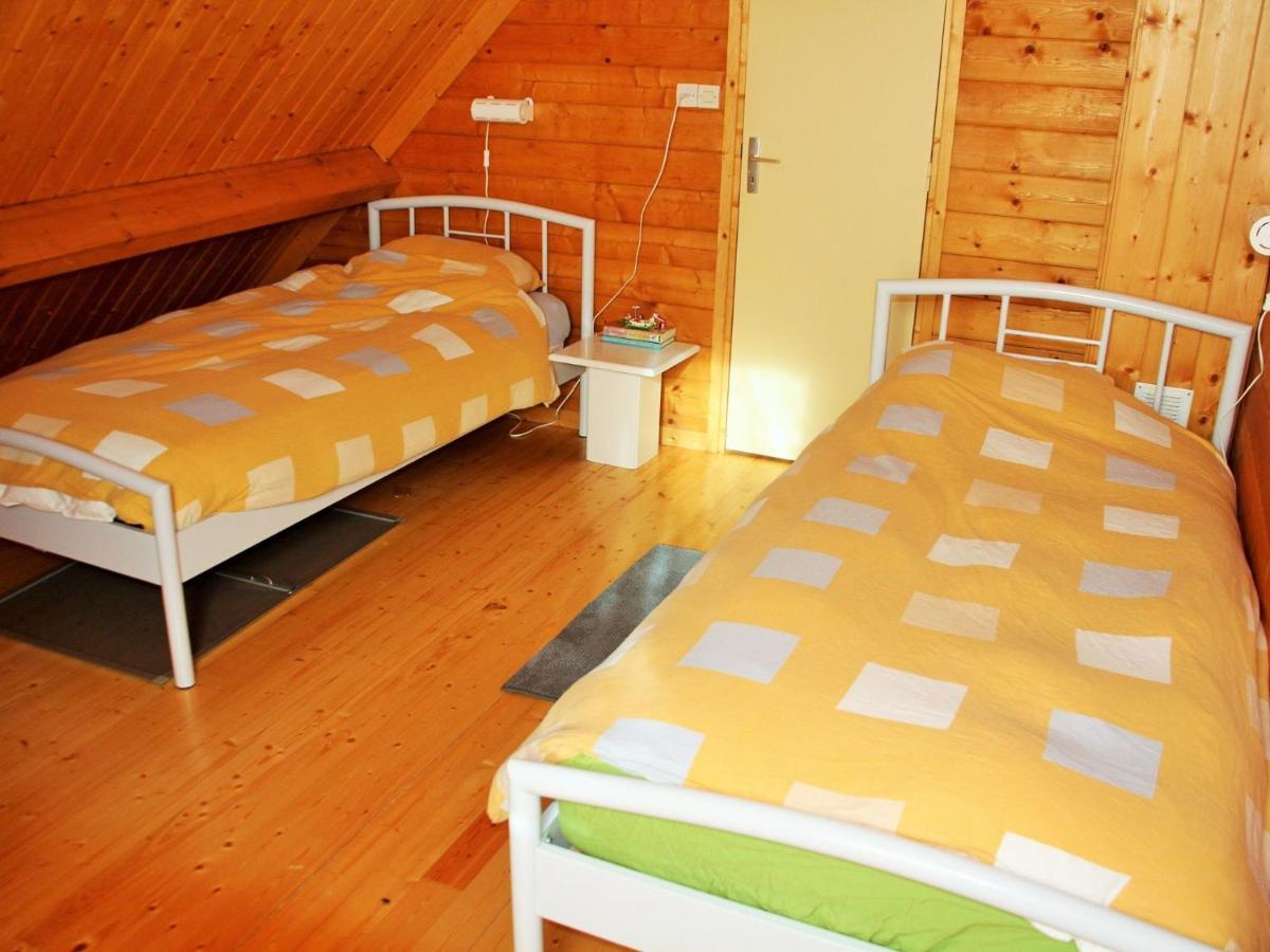 Pretty Chalet In Beaulieu With Private Pool Bagian luar foto