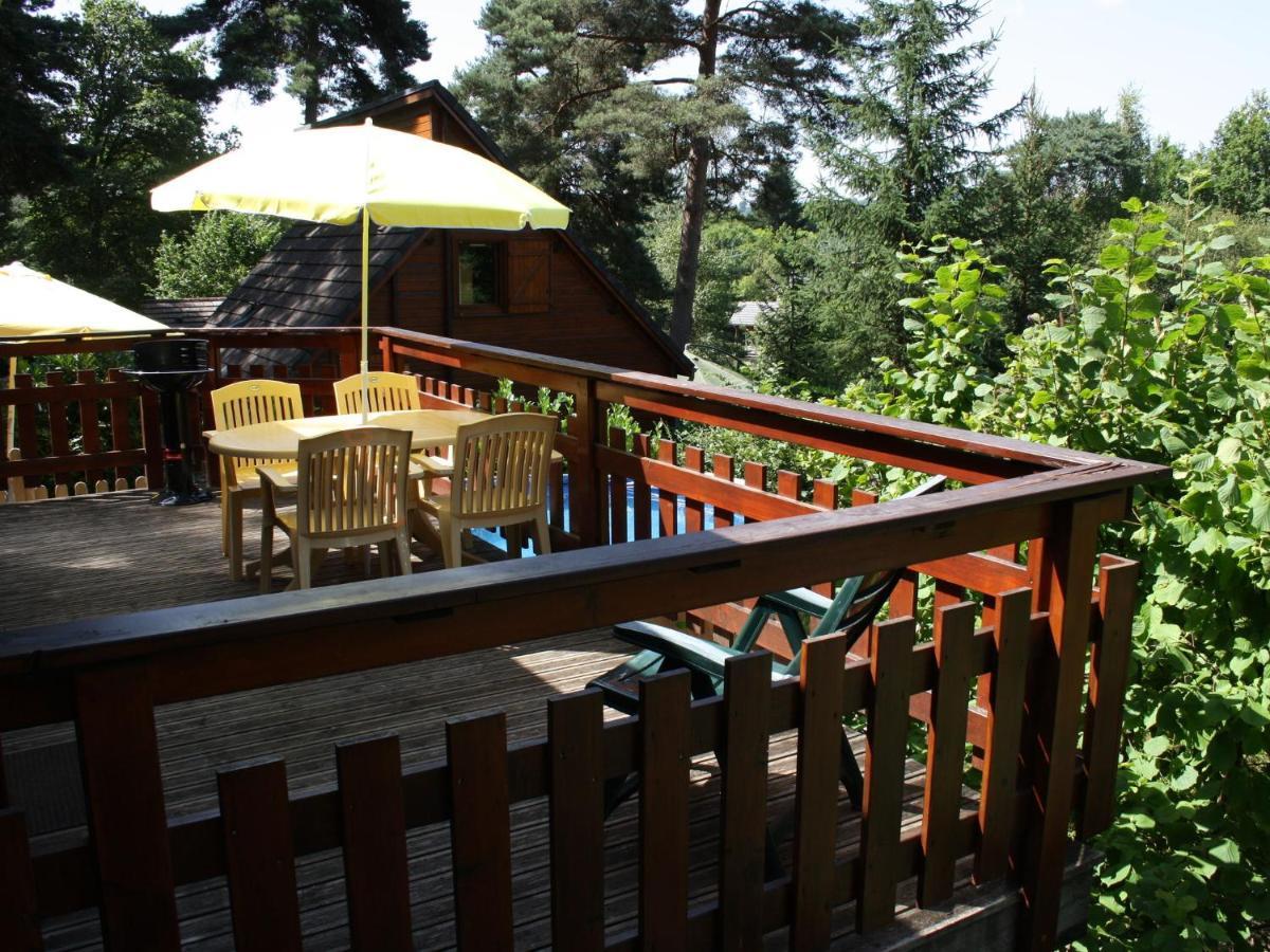 Pretty Chalet In Beaulieu With Private Pool Bagian luar foto